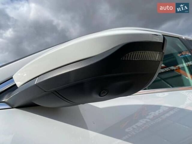 Ауди E-Tron, объемом двигателя 0 л и пробегом 81 тыс. км за 35900 $, фото 4 на Automoto.ua