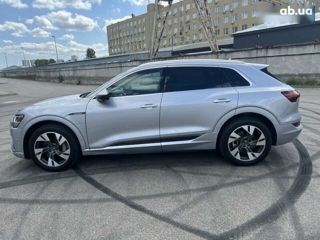 Ауди E-Tron, объемом двигателя 0 л и пробегом 22 тыс. км за 48490 $, фото 7 на Automoto.ua