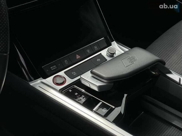 Ауди E-Tron, объемом двигателя 0 л и пробегом 44 тыс. км за 41500 $, фото 26 на Automoto.ua