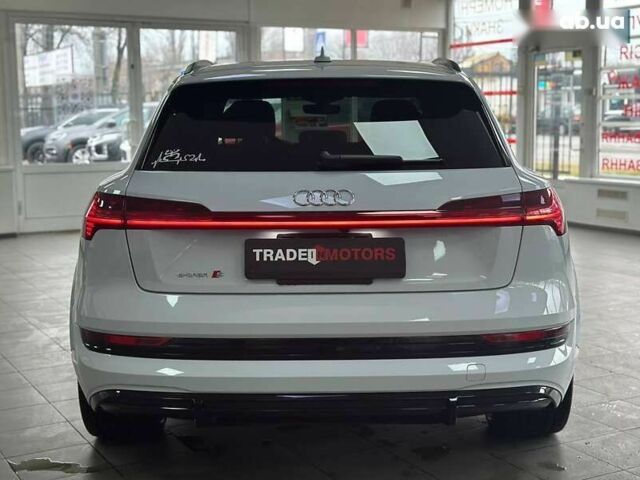 Ауді E-Tron, об'ємом двигуна 0 л та пробігом 20 тис. км за 44990 $, фото 7 на Automoto.ua
