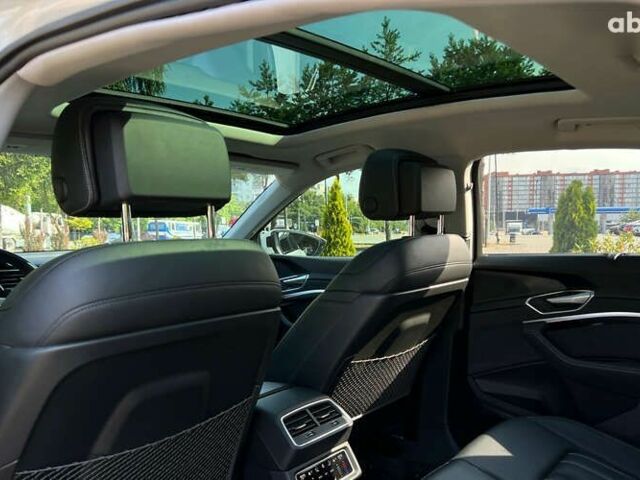 Ауди E-Tron, объемом двигателя 0 л и пробегом 33 тыс. км за 42990 $, фото 18 на Automoto.ua