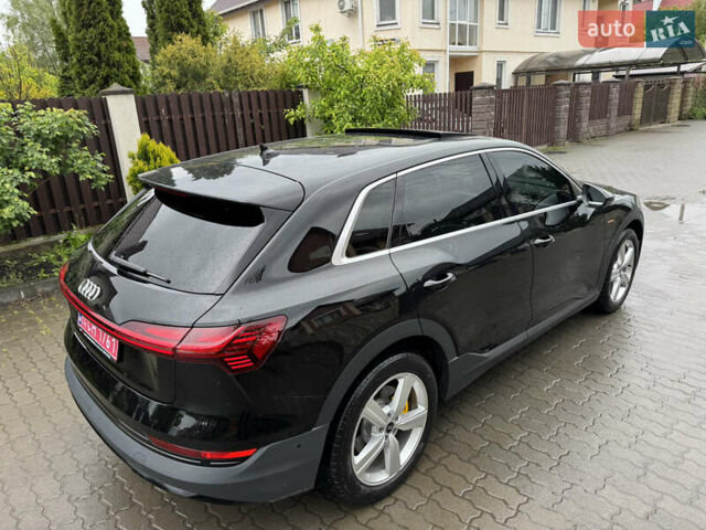 Ауди E-Tron, объемом двигателя 0 л и пробегом 55 тыс. км за 32500 $, фото 14 на Automoto.ua