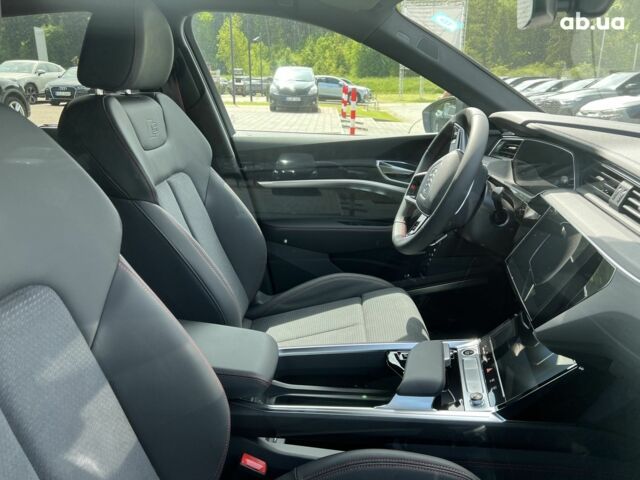 Ауді E-Tron, об'ємом двигуна 0 л та пробігом 1 тис. км за 104768 $, фото 22 на Automoto.ua