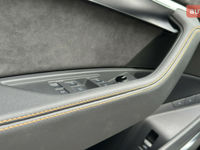 купить новое авто Ауди E-Tron 2023 года от официального дилера Володимир Олександрович Ауди фото