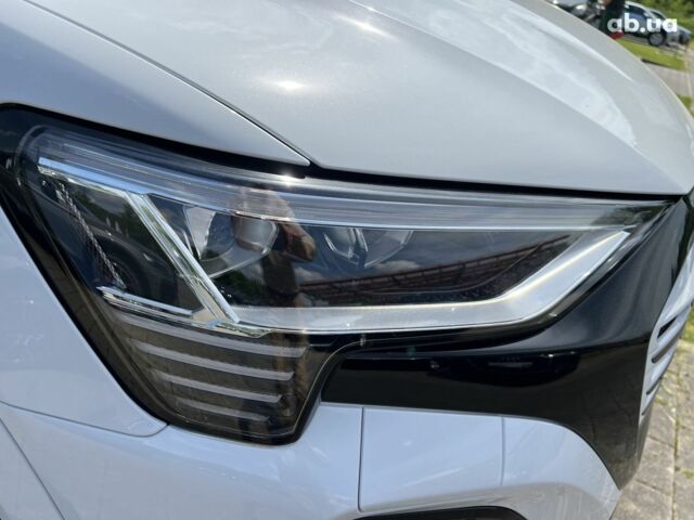 Ауді E-Tron, об'ємом двигуна 0 л та пробігом 1 тис. км за 104768 $, фото 3 на Automoto.ua