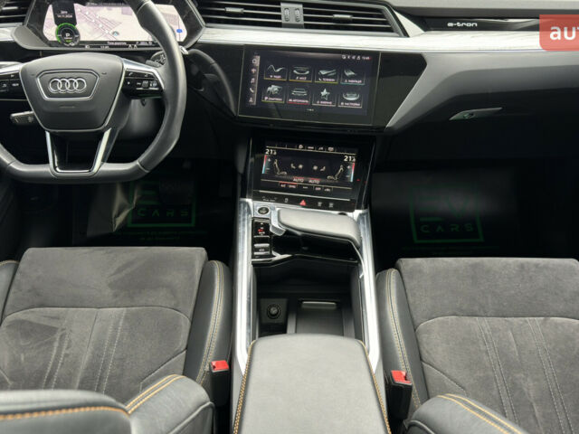 купить новое авто Ауди E-Tron 2023 года от официального дилера Володимир Олександрович Ауди фото
