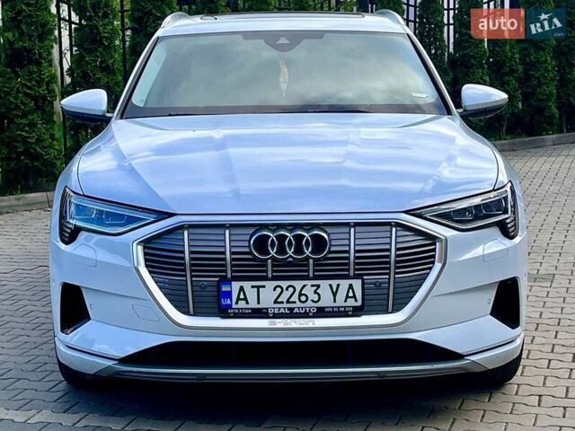 Ауди E-Tron, объемом двигателя 0 л и пробегом 8 тыс. км за 55000 $, фото 5 на Automoto.ua