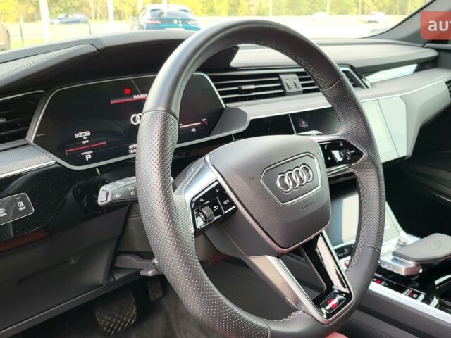 купити нове авто Ауді E-Tron 2023 року від офіційного дилера E-Car Ауді фото