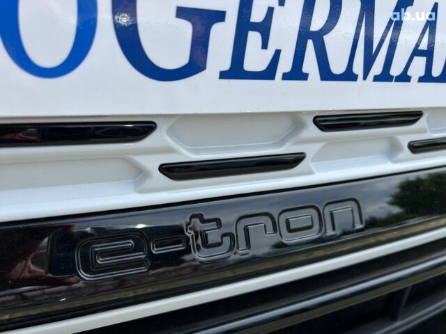 Ауді E-Tron, об'ємом двигуна 0 л та пробігом 1 тис. км за 104768 $, фото 9 на Automoto.ua