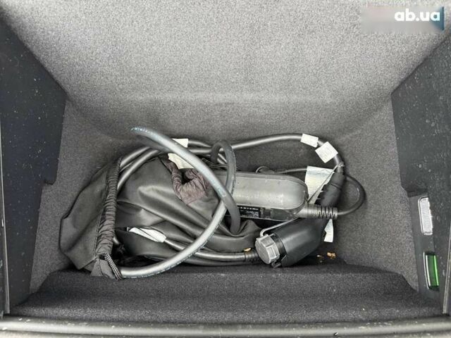 Ауди E-Tron, объемом двигателя 0 л и пробегом 5 тыс. км за 34500 $, фото 20 на Automoto.ua