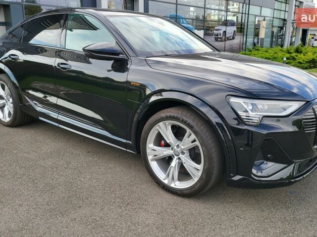 купити нове авто Ауді E-Tron 2023 року від офіційного дилера E-Car Ауді фото