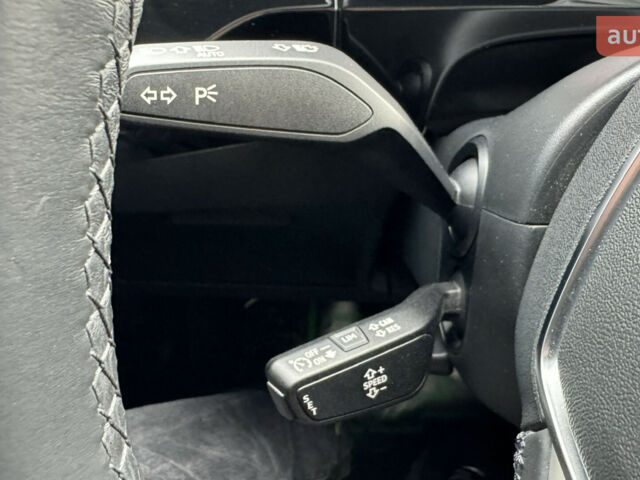 купить новое авто Ауди E-Tron 2023 года от официального дилера Володимир Олександрович Ауди фото