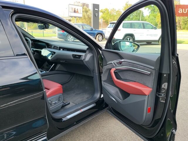 купити нове авто Ауді E-Tron 2023 року від офіційного дилера E-Car Ауді фото