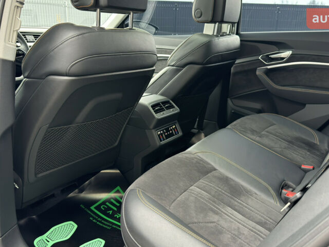 купить новое авто Ауди E-Tron 2023 года от официального дилера Володимир Олександрович Ауди фото