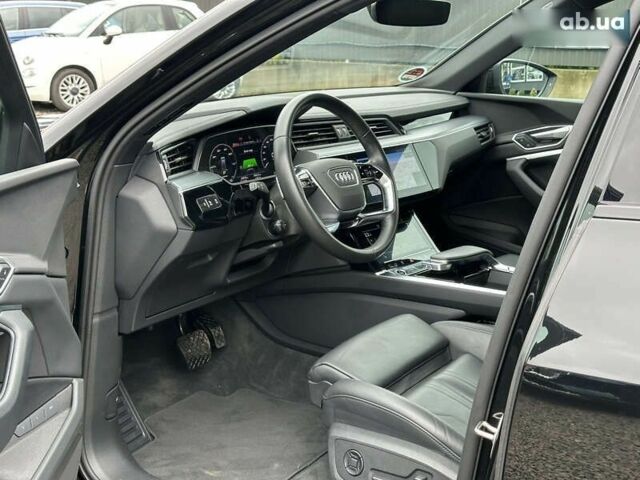 Ауди E-Tron, объемом двигателя 0 л и пробегом 32 тыс. км за 41298 $, фото 27 на Automoto.ua