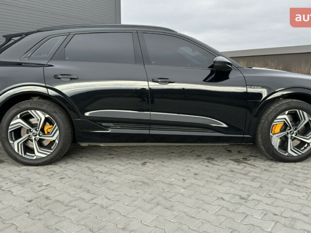 купить новое авто Ауди E-Tron 2023 года от официального дилера Володимир Олександрович Ауди фото