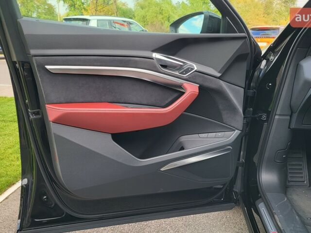 купити нове авто Ауді E-Tron 2023 року від офіційного дилера E-Car Ауді фото