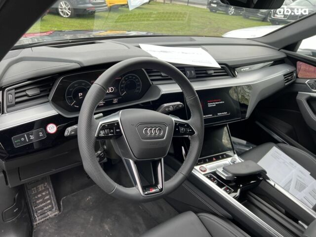Ауди E-Tron, объемом двигателя 0 л и пробегом 3 тыс. км за 106724 $, фото 22 на Automoto.ua
