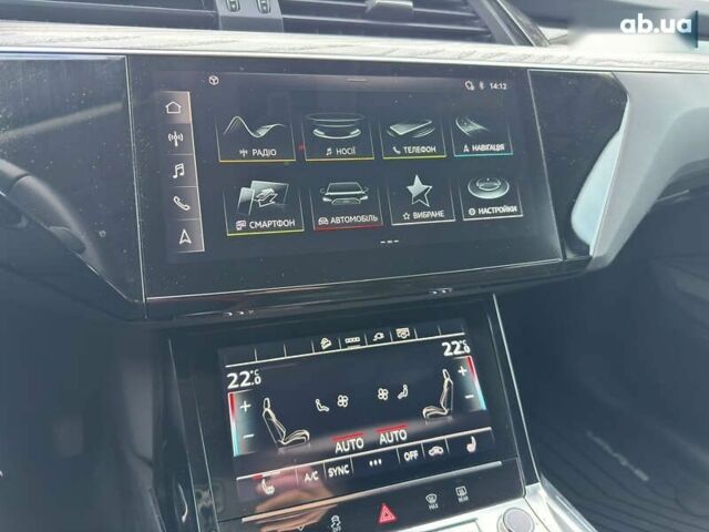 Ауди E-Tron, объемом двигателя 0 л и пробегом 1 тыс. км за 45000 $, фото 11 на Automoto.ua