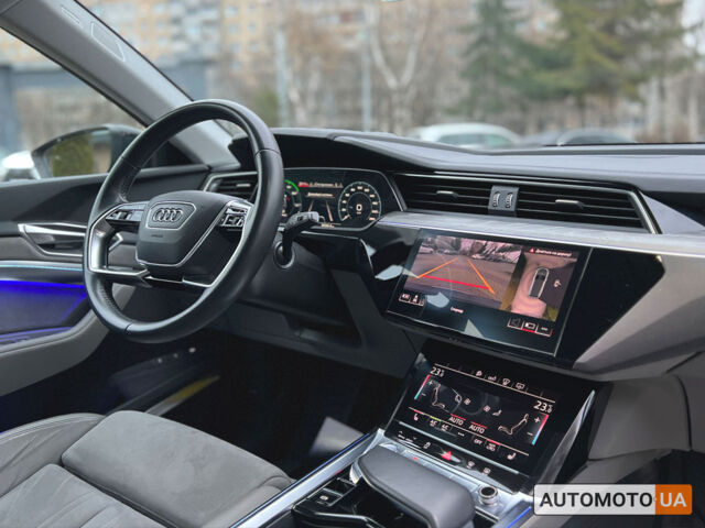 Желтый Ауди E-Tron, объемом двигателя 95 л и пробегом 58 тыс. км за 37300 $, фото 15 на Automoto.ua