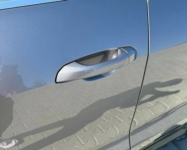 Серый Ауди E-Tron, объемом двигателя 0 л и пробегом 141 тыс. км за 27900 $, фото 23 на Automoto.ua