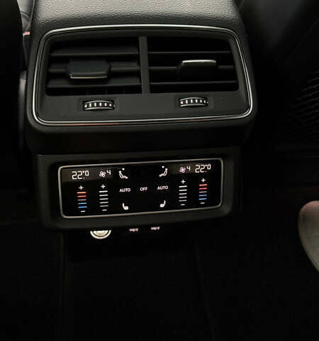 Сірий Ауді E-Tron, об'ємом двигуна 0 л та пробігом 75 тис. км за 34300 $, фото 41 на Automoto.ua