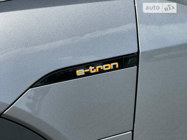 Сірий Ауді E-Tron, об'ємом двигуна 0 л та пробігом 142 тис. км за 33800 $, фото 26 на Automoto.ua