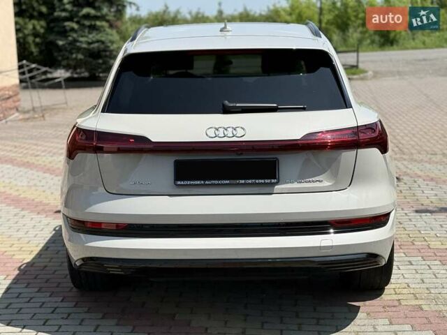 Сірий Ауді E-Tron, об'ємом двигуна 0 л та пробігом 88 тис. км за 34900 $, фото 15 на Automoto.ua
