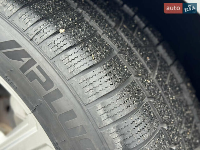 Сірий Ауді E-Tron, об'ємом двигуна 0 л та пробігом 69 тис. км за 32500 $, фото 13 на Automoto.ua