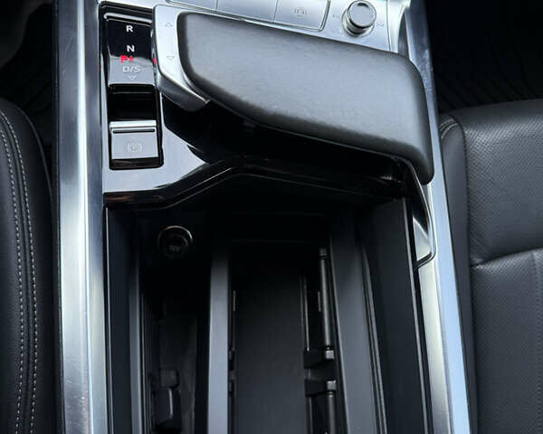 Серый Ауди E-Tron, объемом двигателя 0 л и пробегом 103 тыс. км за 31500 $, фото 26 на Automoto.ua