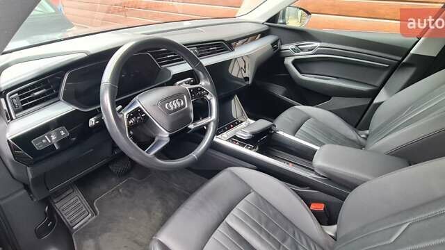 Серый Ауди E-Tron, объемом двигателя 0 л и пробегом 146 тыс. км за 21000 $, фото 20 на Automoto.ua