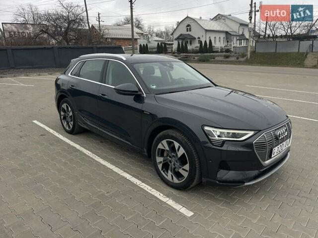 Серый Ауди E-Tron, объемом двигателя 0 л и пробегом 124 тыс. км за 22800 $, фото 20 на Automoto.ua