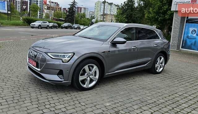 Сірий Ауді E-Tron, об'ємом двигуна 0 л та пробігом 201 тис. км за 25900 $, фото 3 на Automoto.ua