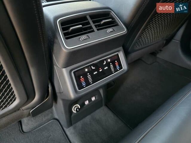 Серый Ауди E-Tron, объемом двигателя 0 л и пробегом 172 тыс. км за 30999 $, фото 31 на Automoto.ua