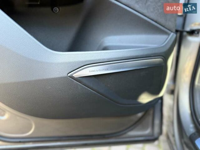 Серый Ауди E-Tron, объемом двигателя 0 л и пробегом 83 тыс. км за 32700 $, фото 34 на Automoto.ua