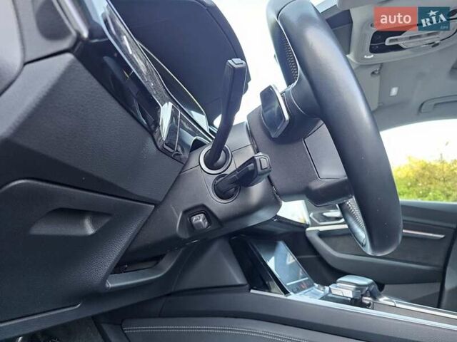 Серый Ауди E-Tron, объемом двигателя 0 л и пробегом 121 тыс. км за 27700 $, фото 23 на Automoto.ua