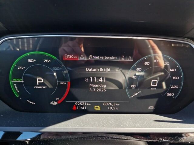 Серый Ауди E-Tron, объемом двигателя 0 л и пробегом 92 тыс. км за 28000 $, фото 5 на Automoto.ua