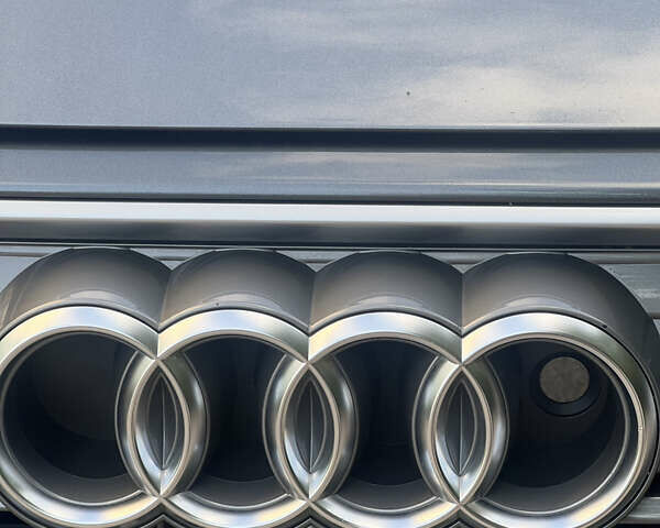 Серый Ауди E-Tron, объемом двигателя 0 л и пробегом 159 тыс. км за 25800 $, фото 20 на Automoto.ua