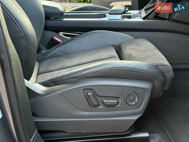 Ауді E-Tron 2019 у Рівному на Automoto.ua Сірий Ауді E-Tron, об'ємом двигуна 0 л та пробігом 139 тис. км за 26900 $, фото 54 на Automoto.ua