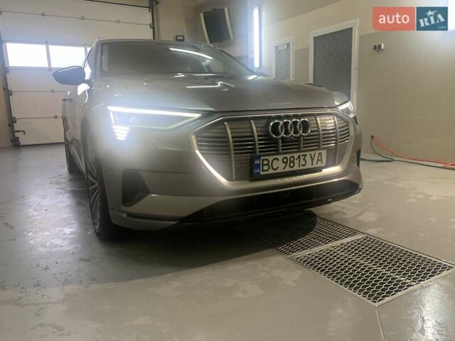 Серый Ауди E-Tron, объемом двигателя 0 л и пробегом 40 тыс. км за 30500 $, фото 37 на Automoto.ua