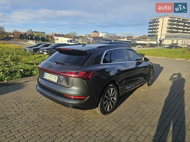 Сірий Ауді E-Tron, об'ємом двигуна 0 л та пробігом 128 тис. км за 24900 $, фото 5 на Automoto.ua