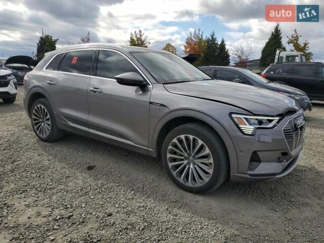 Серый Ауди E-Tron, объемом двигателя 0 л и пробегом 75 тыс. км за 9000 $, фото 4 на Automoto.ua