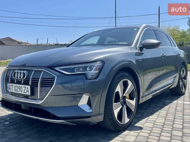 Серый Ауди E-Tron, объемом двигателя 0 л и пробегом 149 тыс. км за 33900 $, фото 5 на Automoto.ua