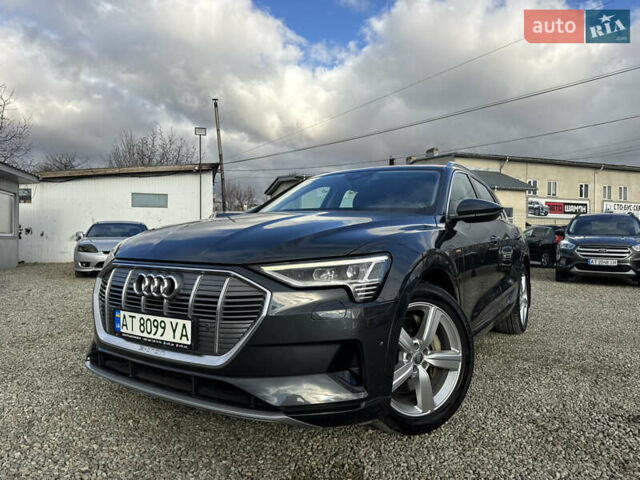 Серый Ауди E-Tron, объемом двигателя 0 л и пробегом 162 тыс. км за 20850 $, фото 50 на Automoto.ua