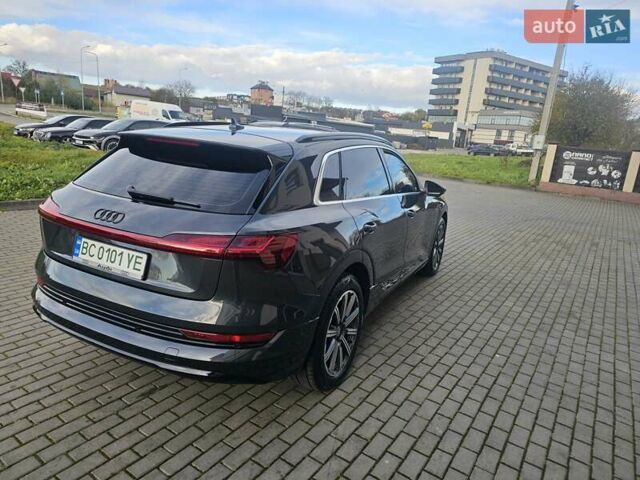 Сірий Ауді E-Tron, об'ємом двигуна 0 л та пробігом 128 тис. км за 24900 $, фото 23 на Automoto.ua