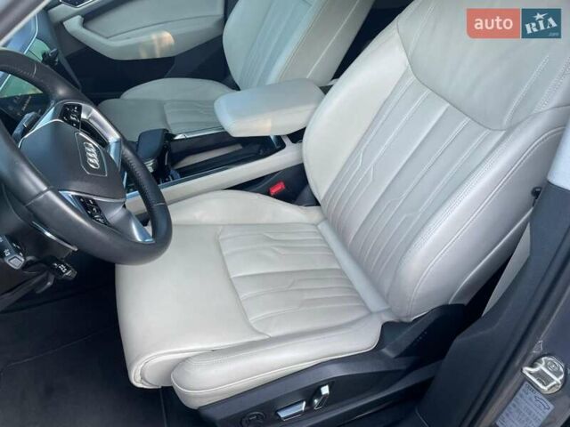 Сірий Ауді E-Tron, об'ємом двигуна 0 л та пробігом 160 тис. км за 27000 $, фото 4 на Automoto.ua
