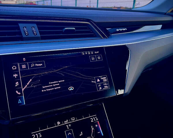 Серый Ауди E-Tron, объемом двигателя 0 л и пробегом 94 тыс. км за 33800 $, фото 38 на Automoto.ua