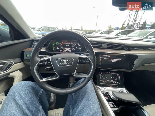 Серый Ауди E-Tron, объемом двигателя 0 л и пробегом 107 тыс. км за 26900 $, фото 9 на Automoto.ua