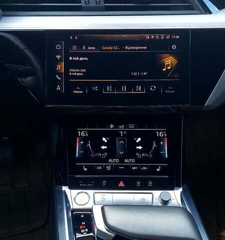 Сірий Ауді E-Tron, об'ємом двигуна 0 л та пробігом 118 тис. км за 31000 $, фото 14 на Automoto.ua