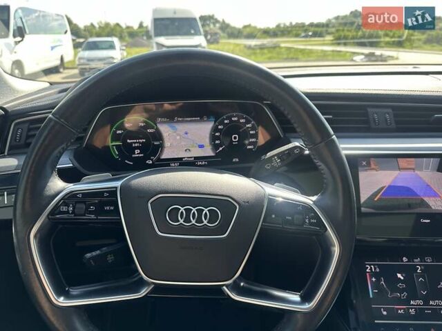 Сірий Ауді E-Tron, об'ємом двигуна 0 л та пробігом 107 тис. км за 24300 $, фото 14 на Automoto.ua